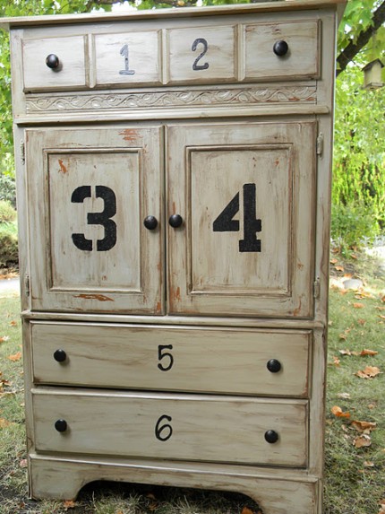 Numbers Dresser