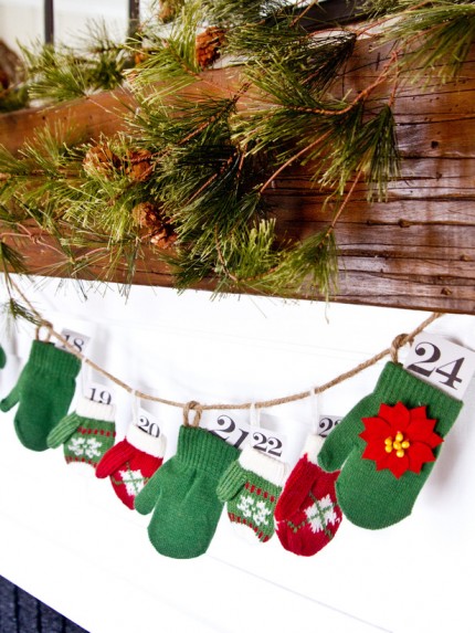 Mitten Garland Advent Calendar