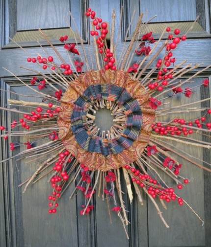 Twig and Berries Holiday Wreath