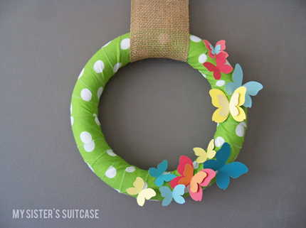 14 Colorful Wreaths You Can Make @craftgossip