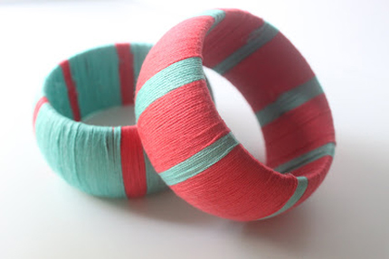  15 Yarn Crafts that don't require needles @craftgossip