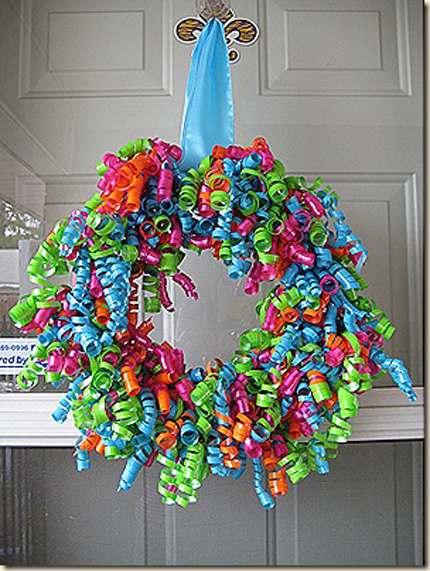 14 Colorful Wreaths You Can Make @craftgossip