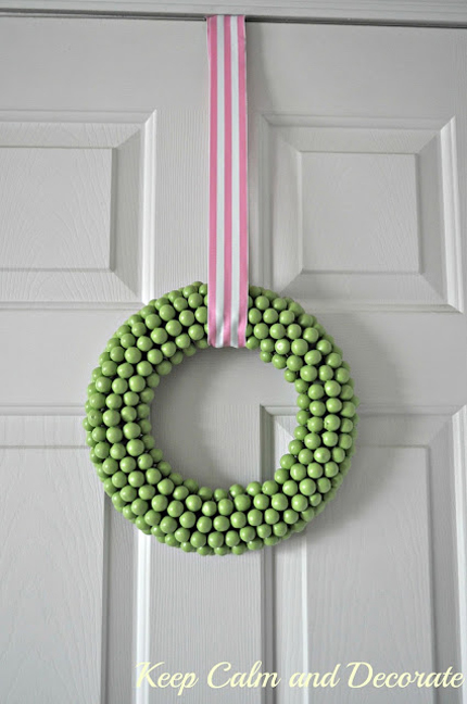 9 More Spring & Easter Wreaths @craftgossip