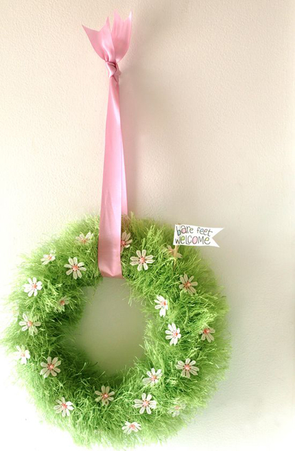 9 More Spring & Easter Wreaths @craftgossip