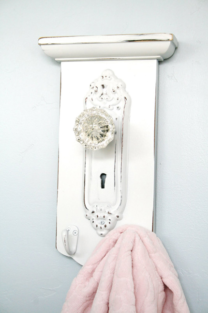 12 DIY Bathroom Ideas @craftgossip