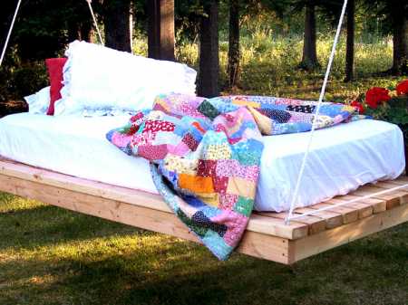 hanging-daybed