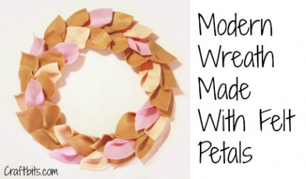 modern-petals-wreath