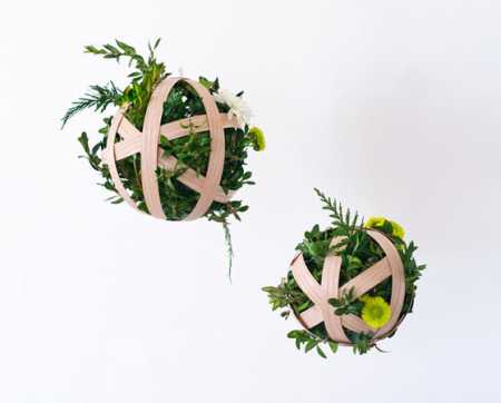 DIY_Hanging-Boxwood-Pendant