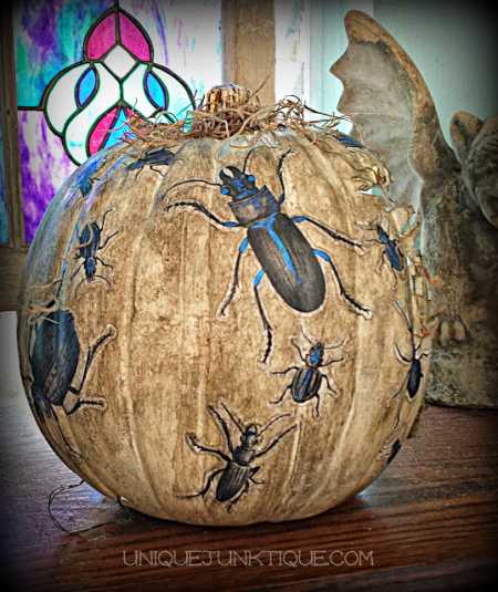 spooky-diorama-pumpkin