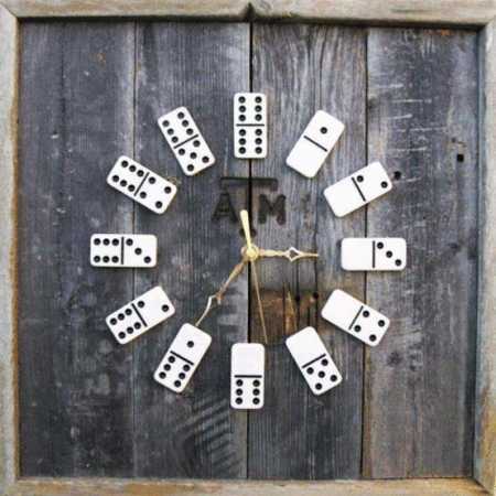 diy-clock-dominoes